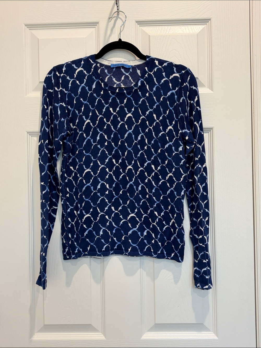 Like New! J. McLaughlin Lightweight Sweater